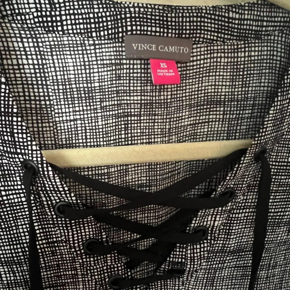 VINCE CAMUTO Blouse 2 for $22 ❇️ - Picture 3 of 3